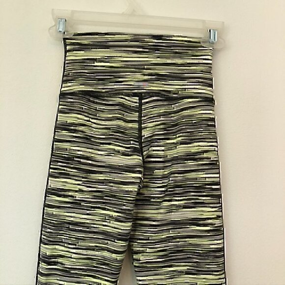 AERIE AMERICAN EAGLE 7/8 Legging Chill Play Move Lime Green Gray High Waisted XS - Picture 8 of 12